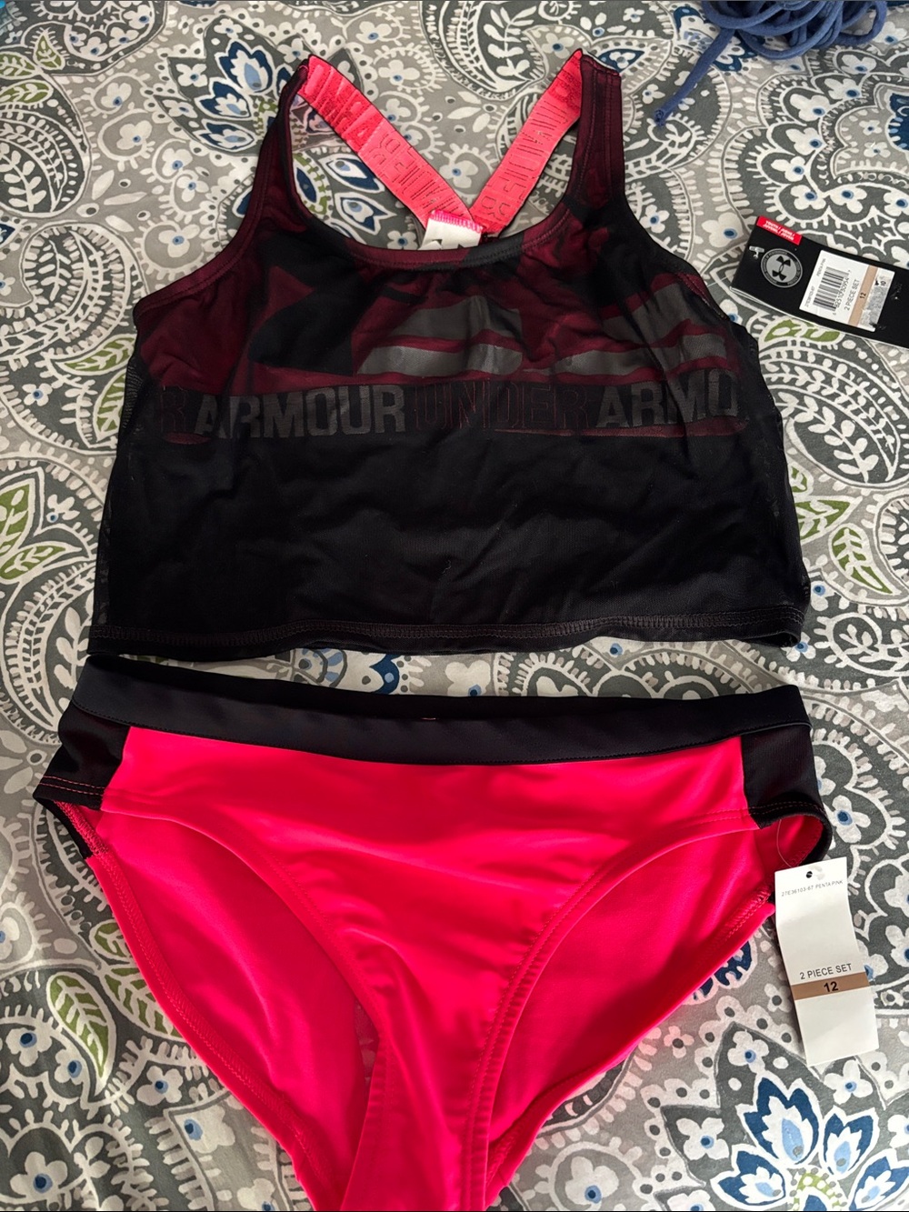 Girls Under Armour Black Mesh Crop Top with Hot Pink Bikini Bottoms size 12.